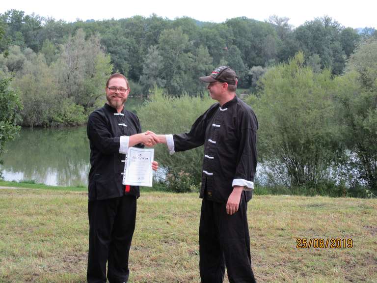 'handshake' westlich